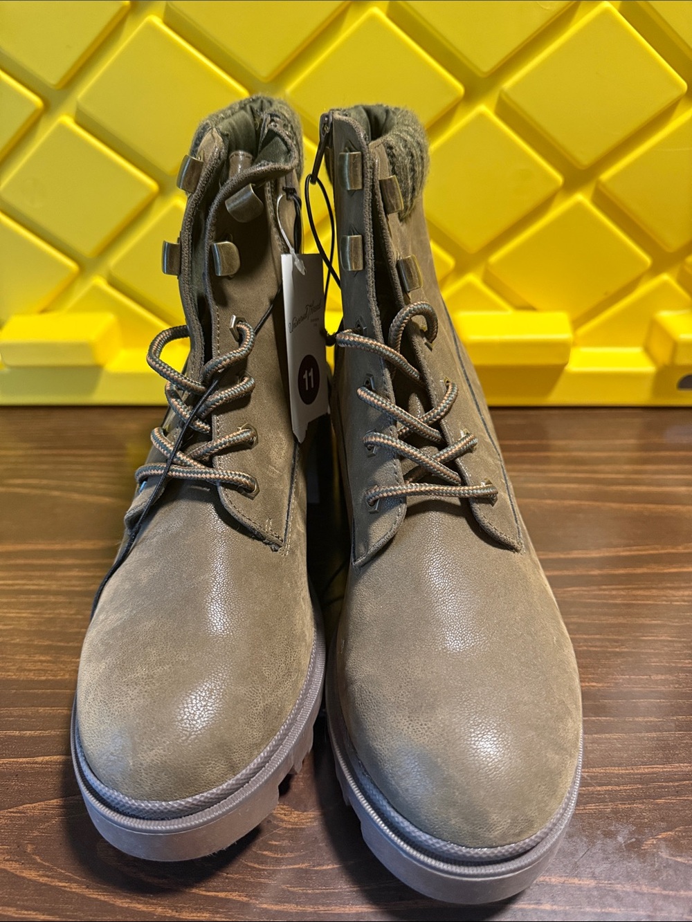 Woman’s Universal Thread Lace-Up Casual Boots in Olive